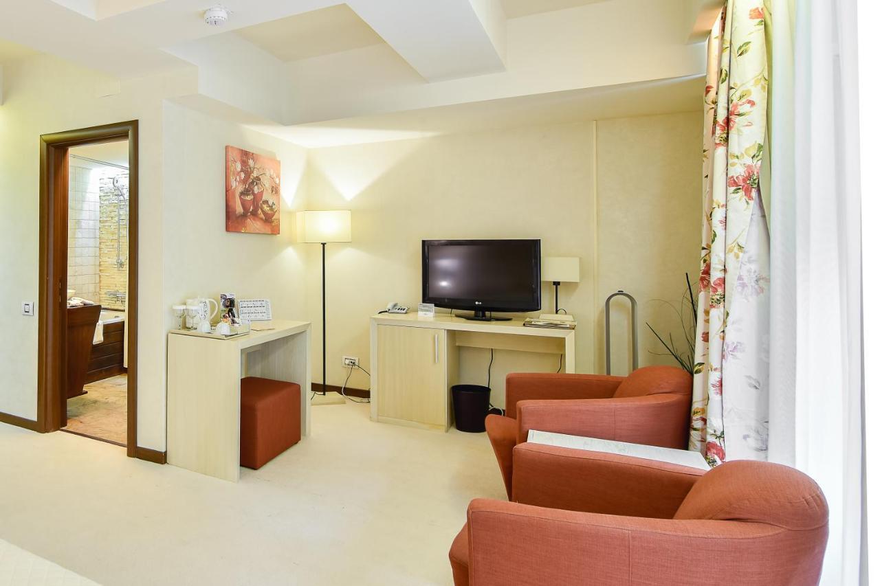 Ioana Boutique Hotel Синая Екстериор снимка