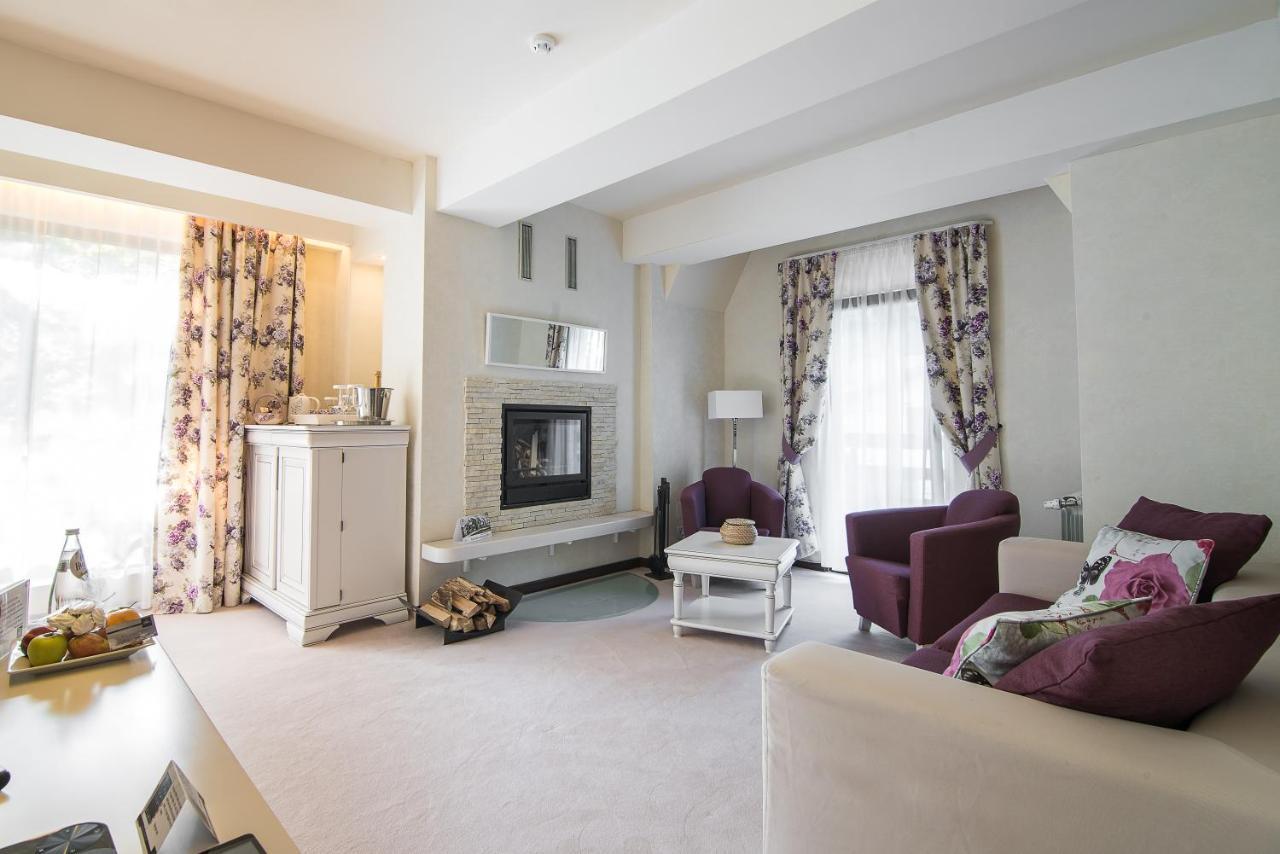 Ioana Boutique Hotel Синая Екстериор снимка
