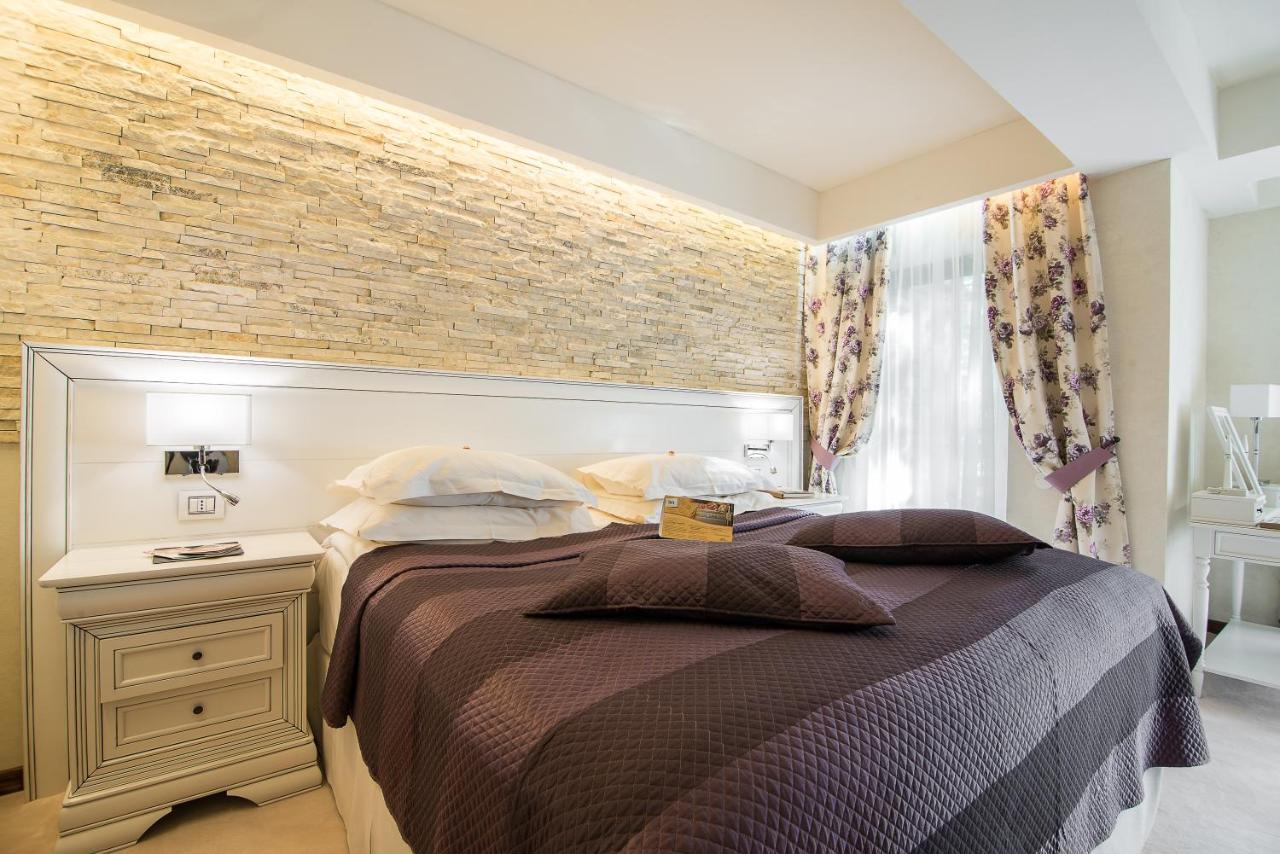 Ioana Boutique Hotel Синая Екстериор снимка