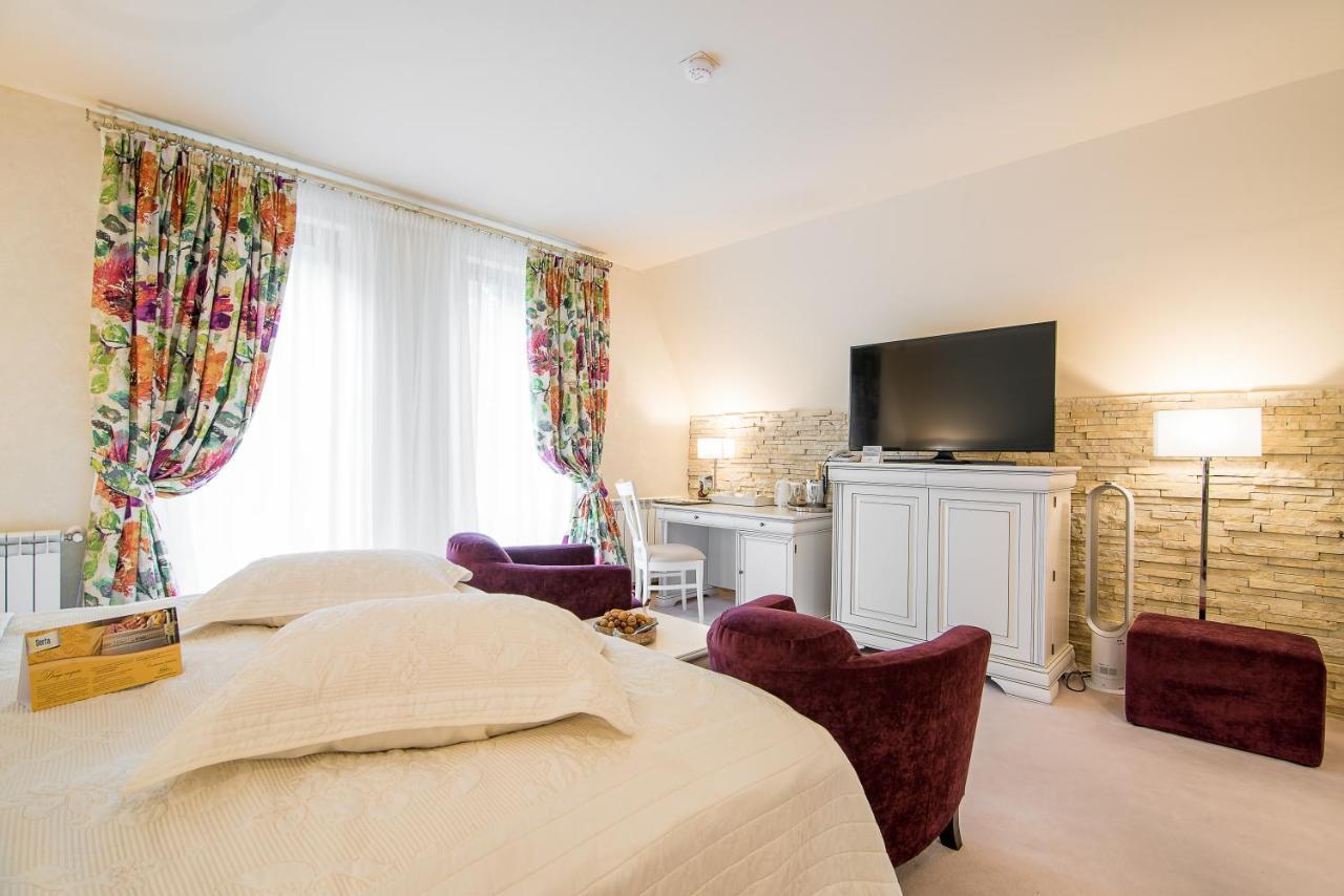 Ioana Boutique Hotel Синая Екстериор снимка
