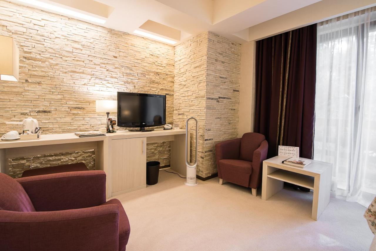 Ioana Boutique Hotel Синая Екстериор снимка